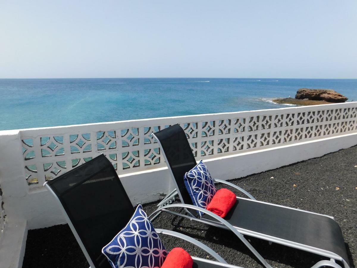 Villa El Roquito Ocean View à Tarajalejo Extérieur photo